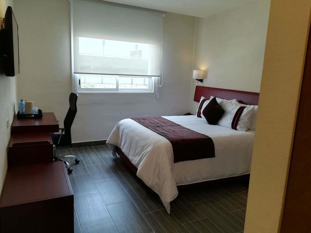 Hotel Mision Puebla Angelopolis Esterno foto